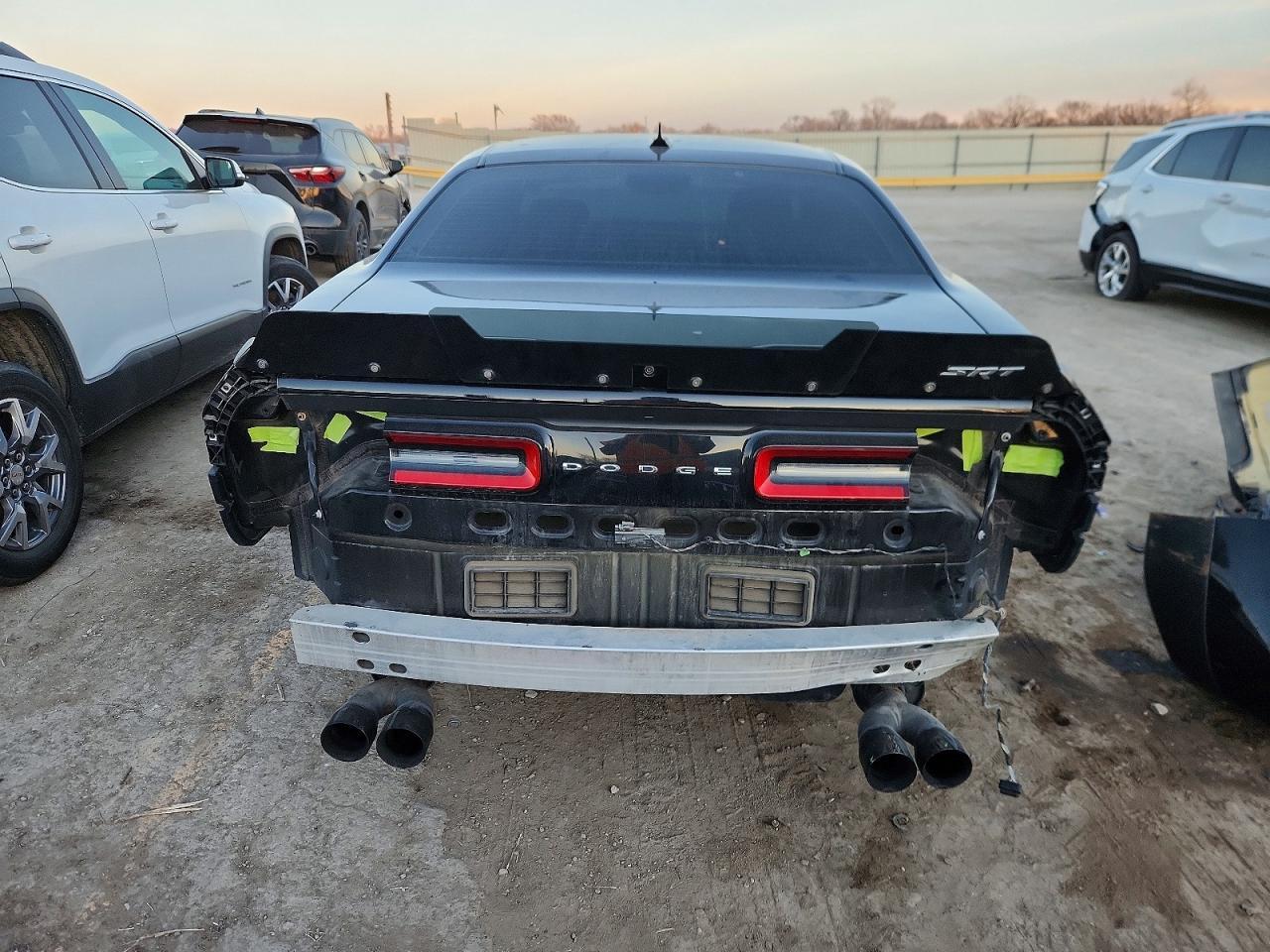 2016 Dodge Challenger Srt 392 - Image 6