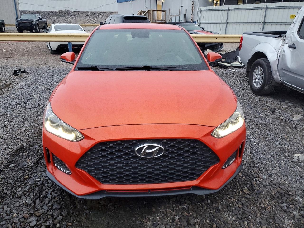 2019 Hyundai Veloster - Фото 5