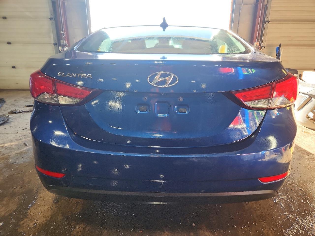 2015 Hyundai Elantra Se - Image 6
