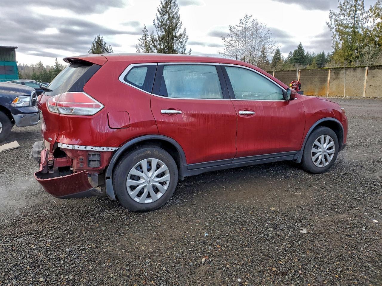 2015 Nissan Rogue S - Фото 3