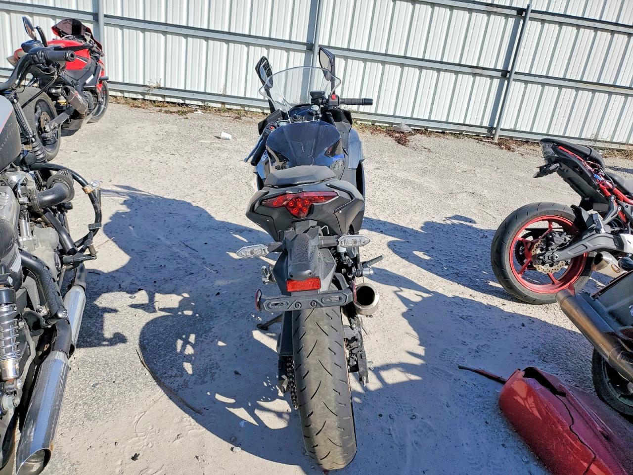 2025 Kawasaki Ex500 A - Image 4