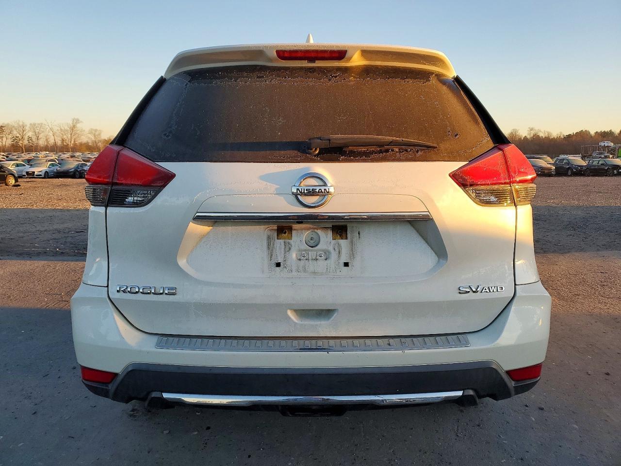 2017 Niss Rogue Sv - Фото 6