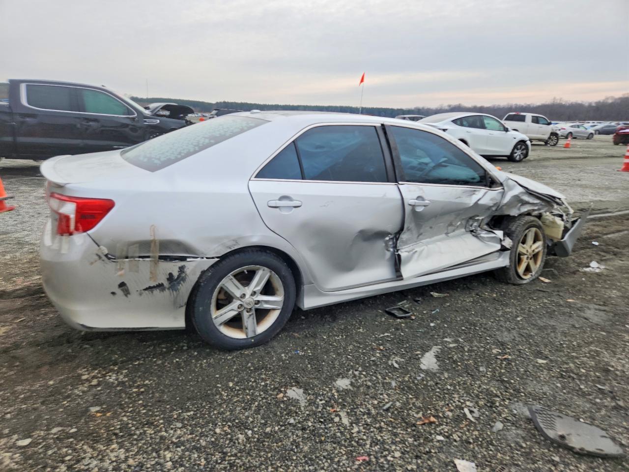2013 Toyota Camry - Image 3