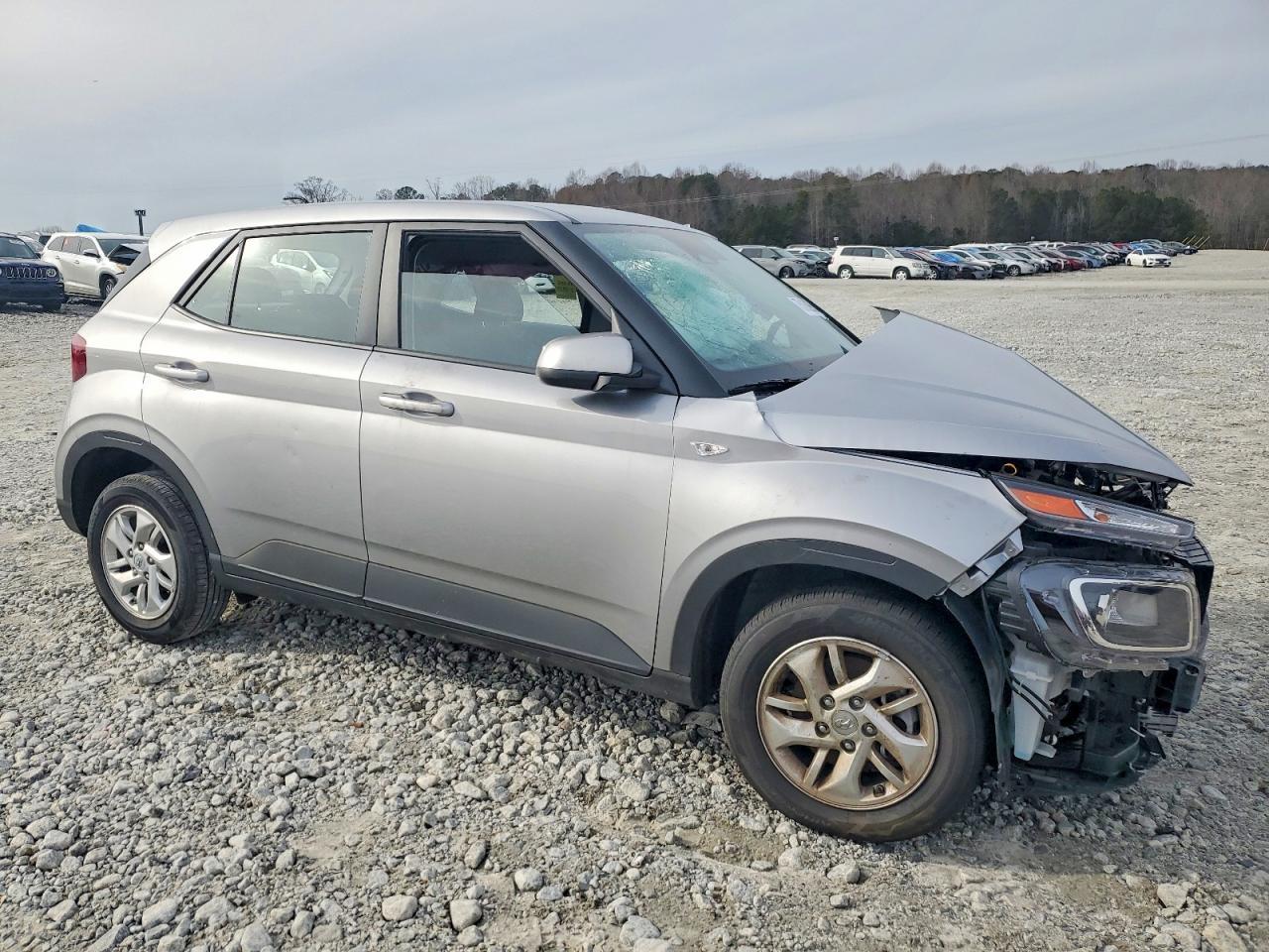 2025 Hyundai Venue Se - Фото 4