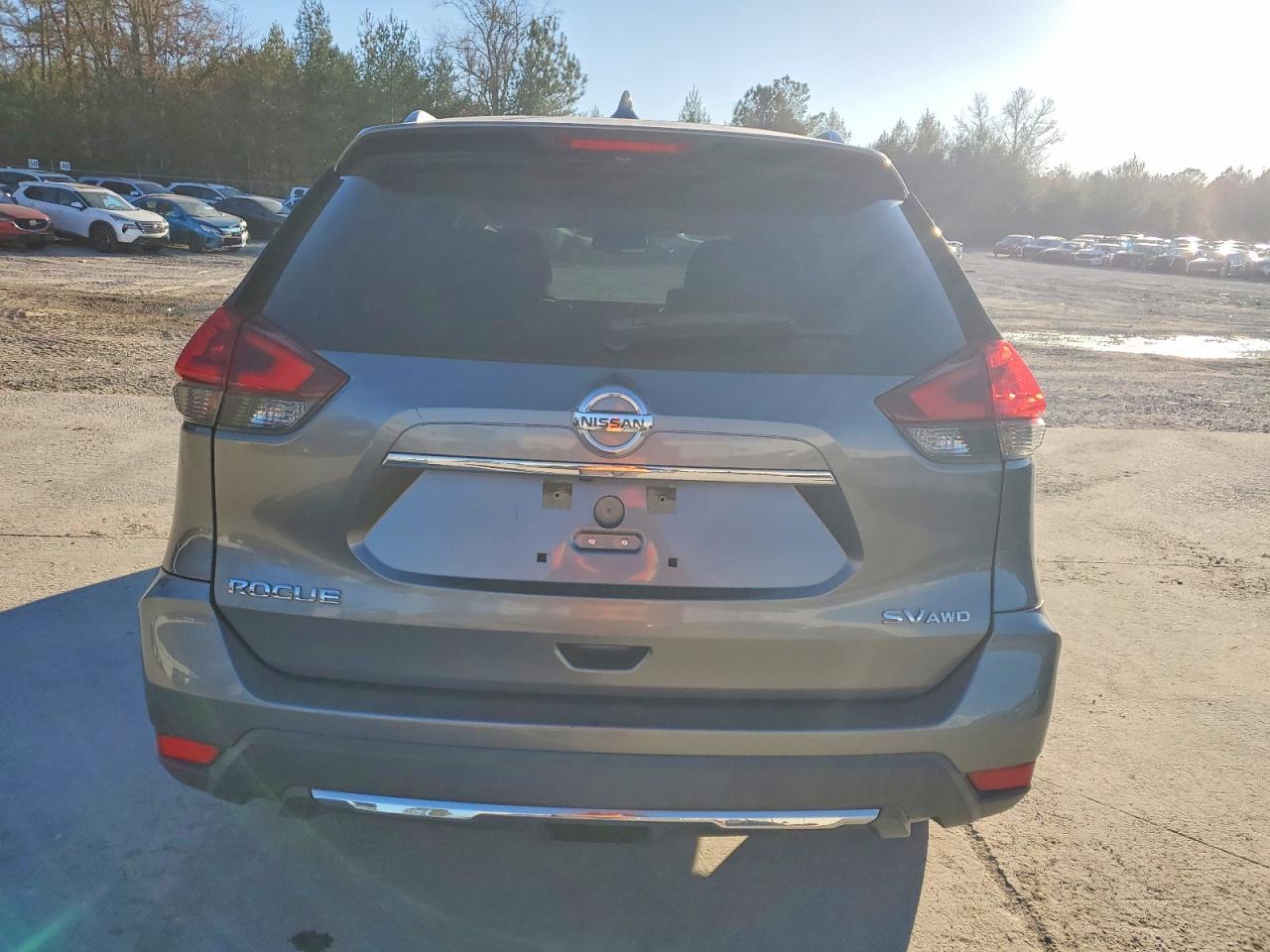 2018 Nissan Rogue S - Фото 6