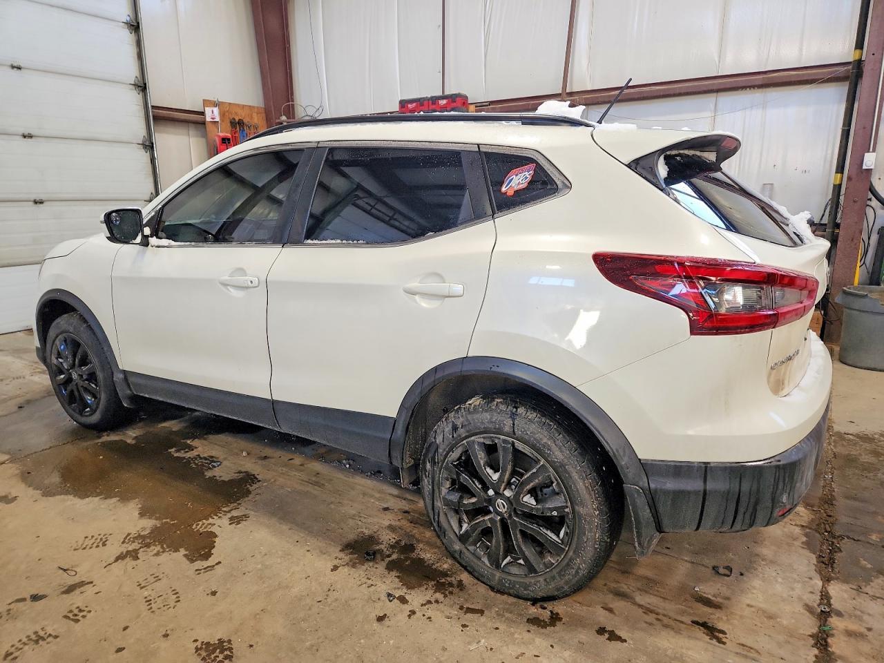 2021 Niss Qashqai Sv - Image 2