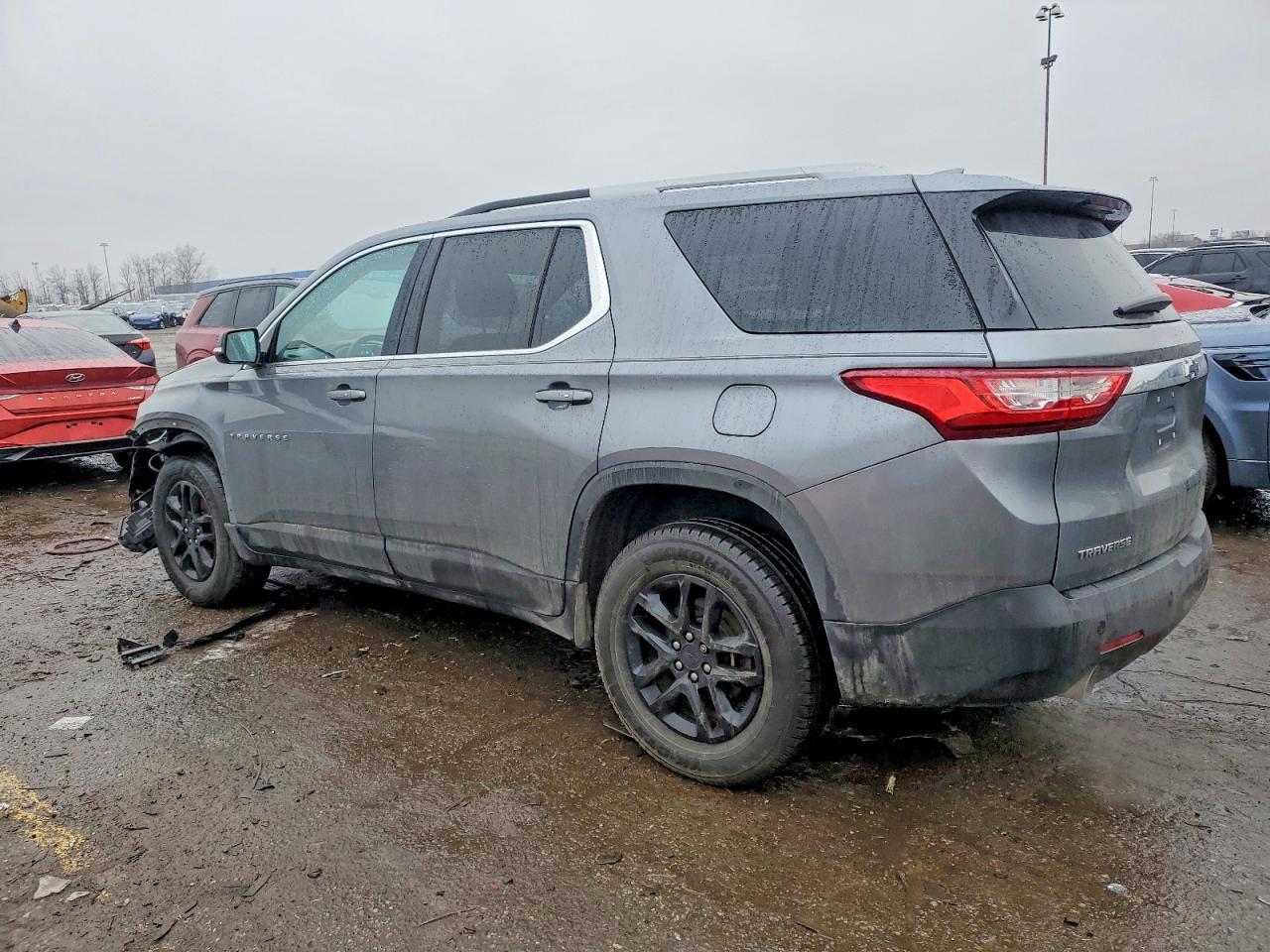 2018 Chevrolet Traverse Lt - Image 2