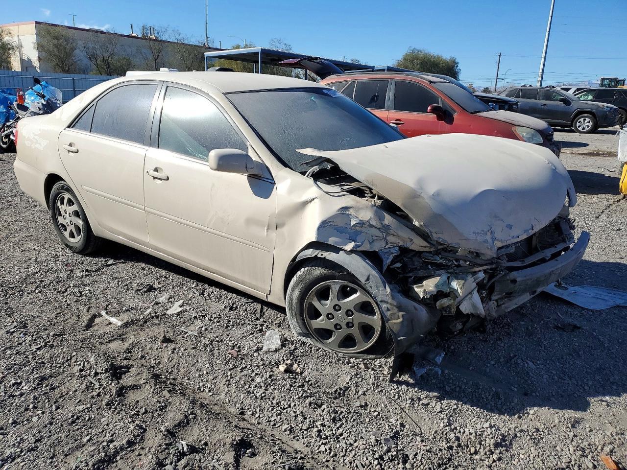 2004 Toyota Camry Le - Фото 4