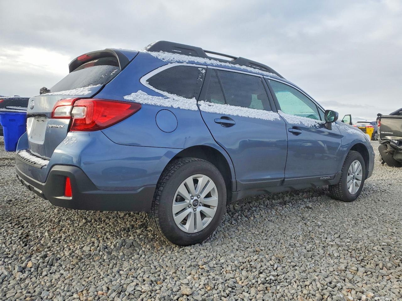 2018 Subaru Outback 2.5I Premium - Image 3