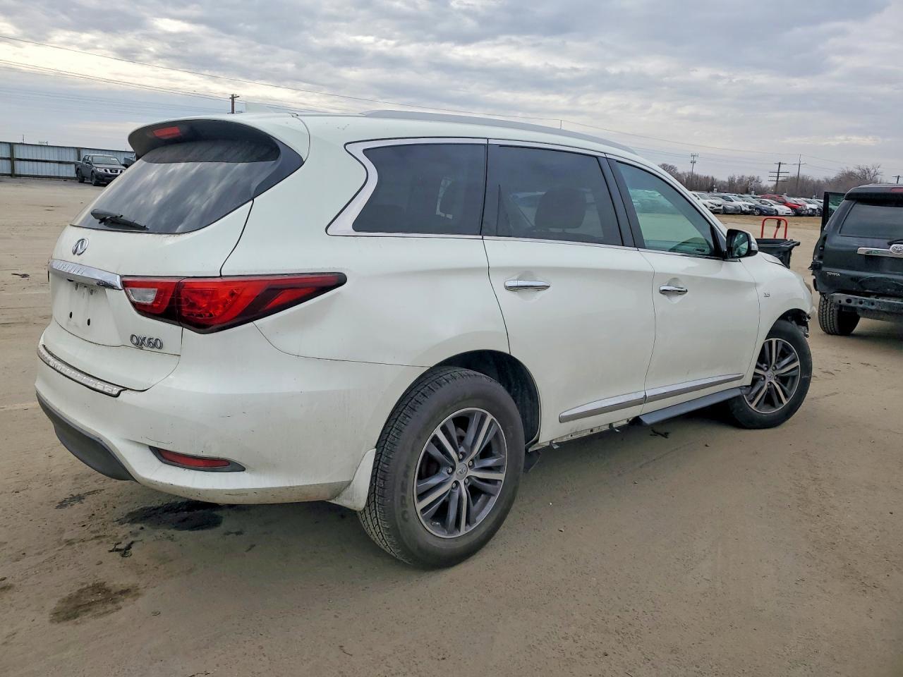 2016 Infiniti Qx60 - Фото 3