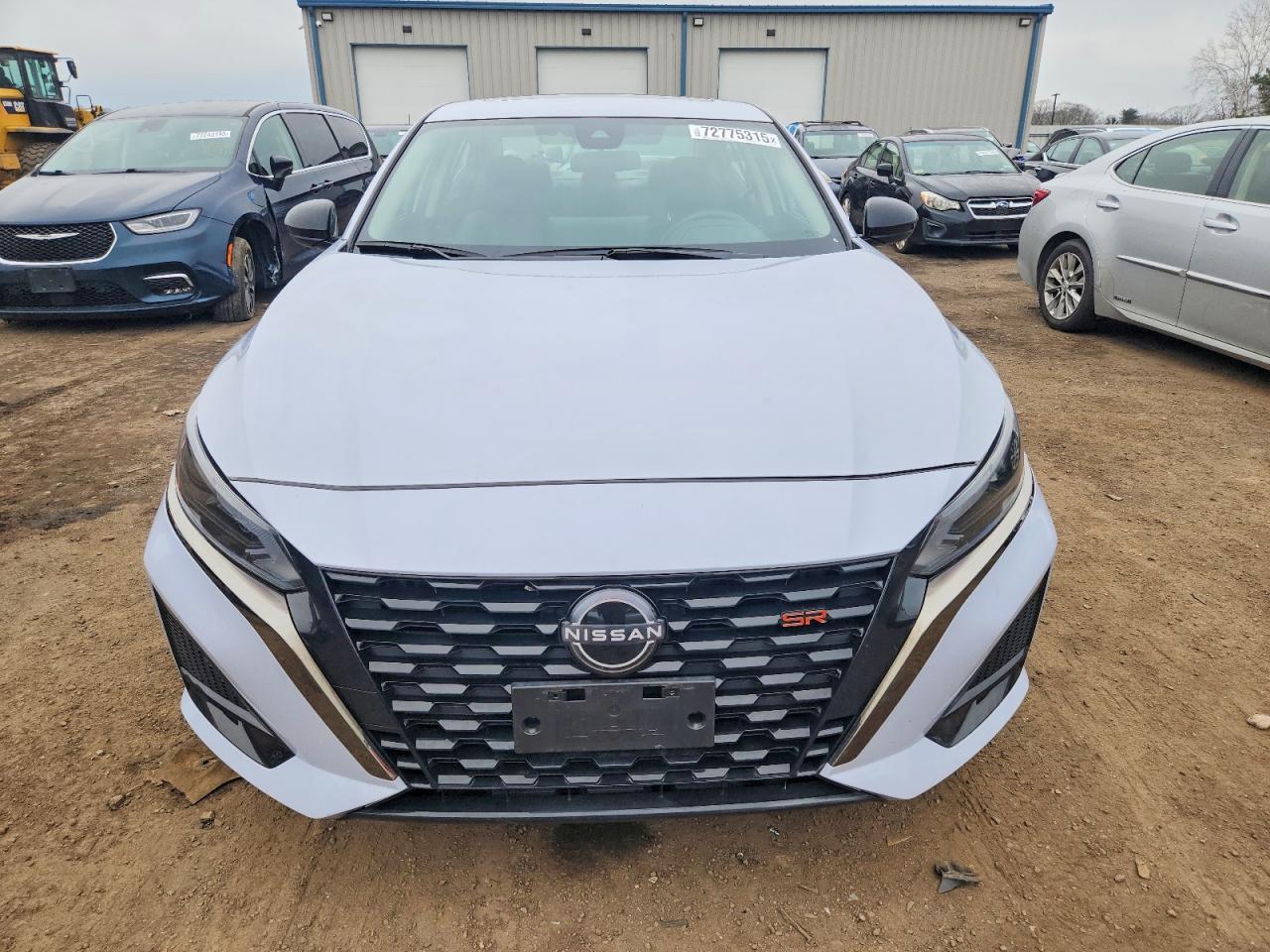 2024 Nissan Altima Sr - Image 5