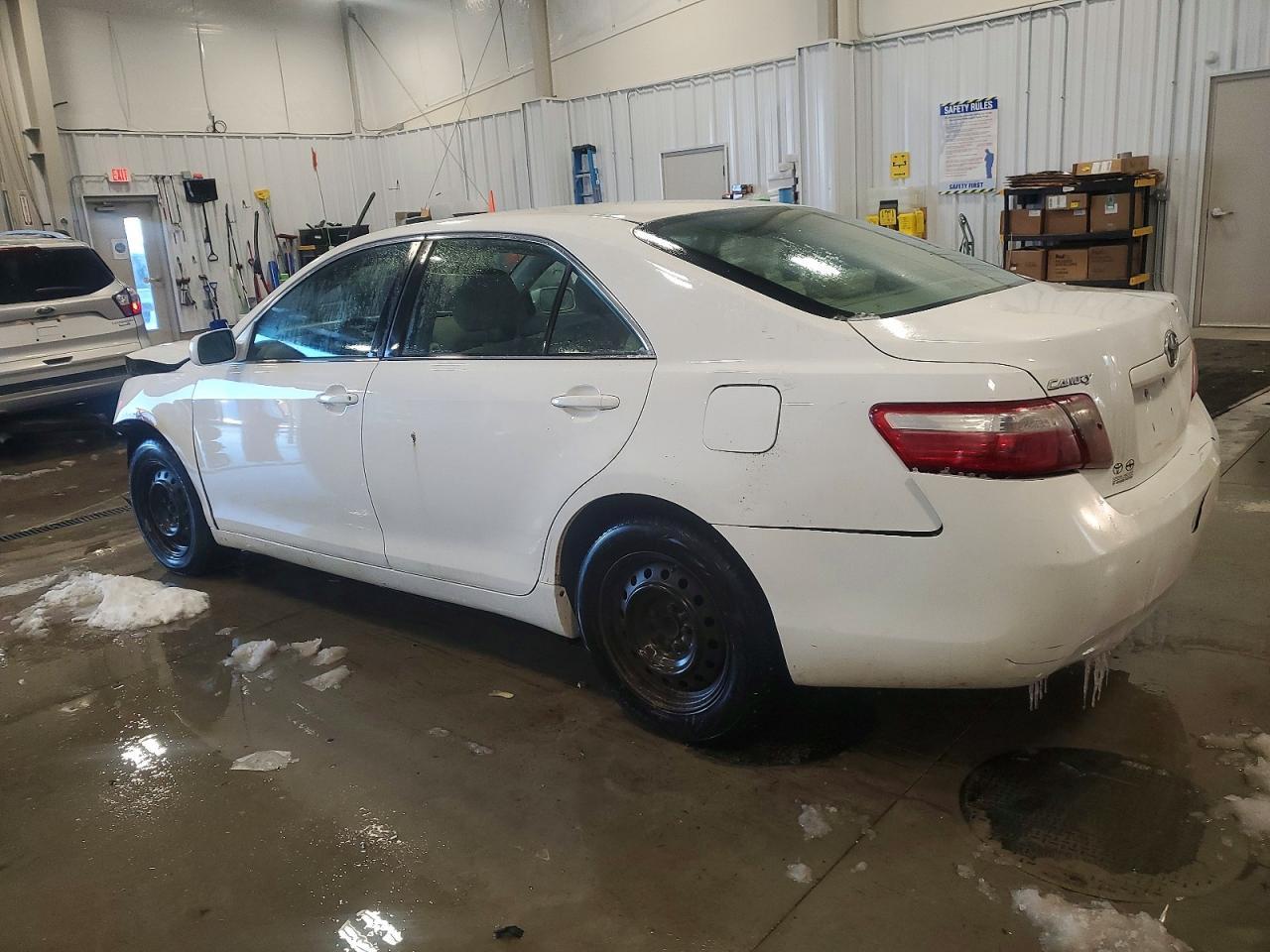 2007 Toyota Camry Le A - Фото 2