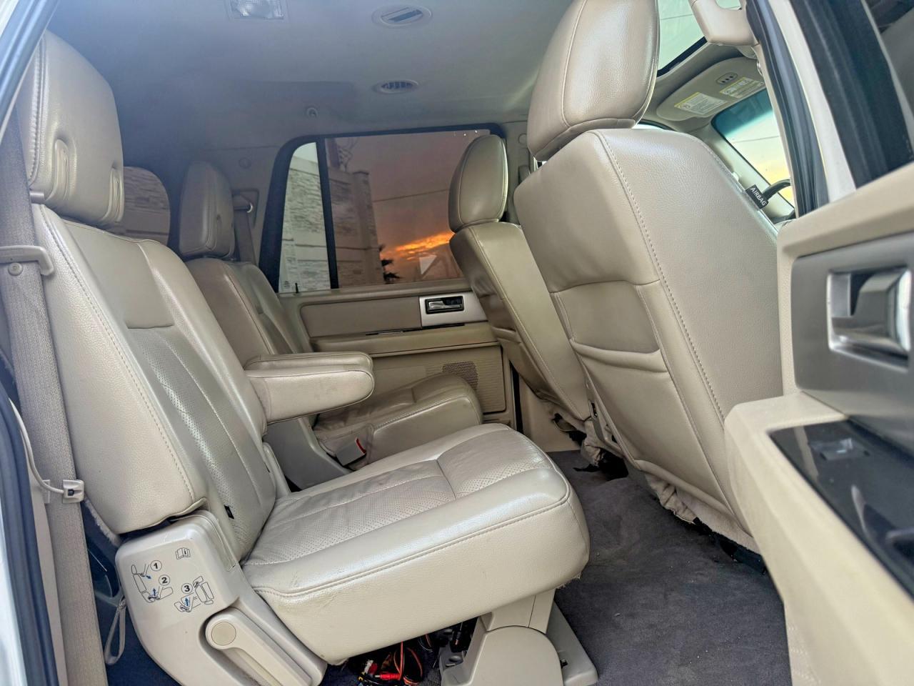 2012 Ford Expedition El Limited - Фото 6