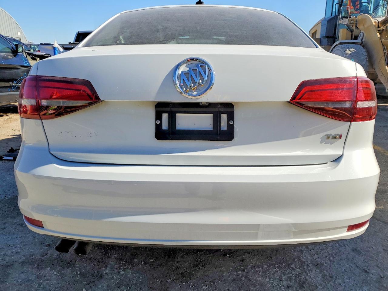 2017 Volkswagen Jetta - Фото 6