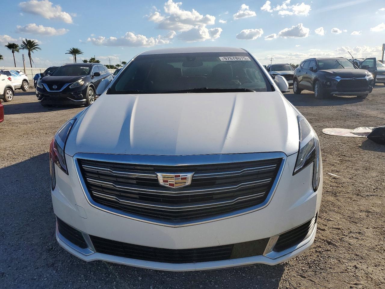 2018 Cadillac Xts - Фото 5