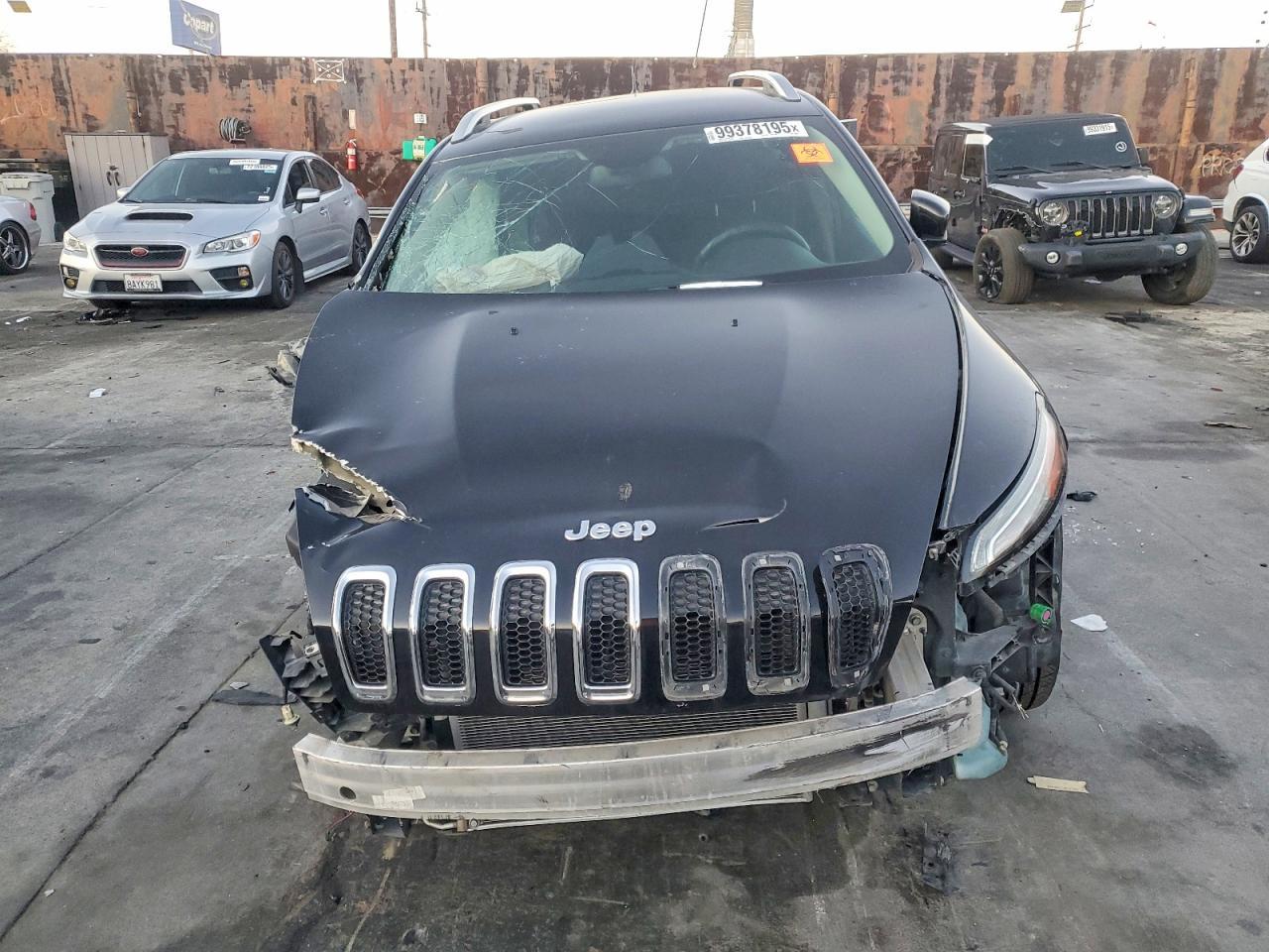 2016 Jeep Cherokee Latitude - Фото 5