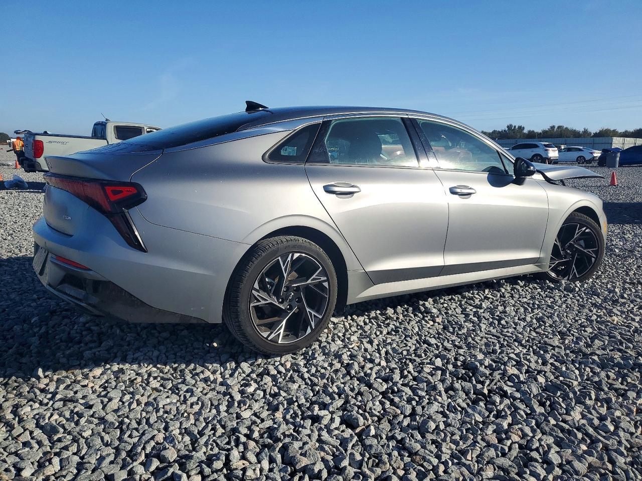 2025 Kia K5 Gt Line - Фото 3