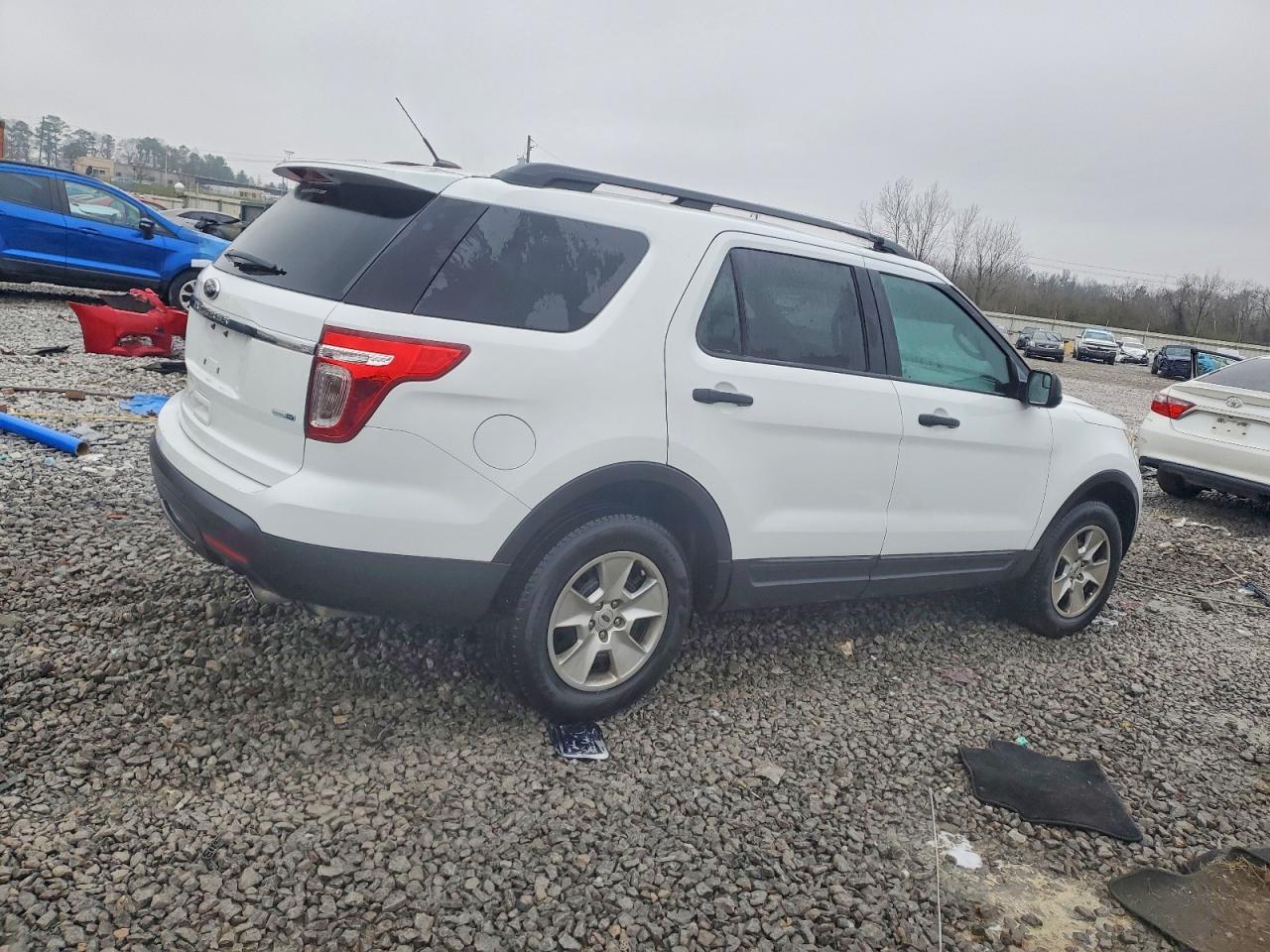 2013 Ford Explorer - Фото 3