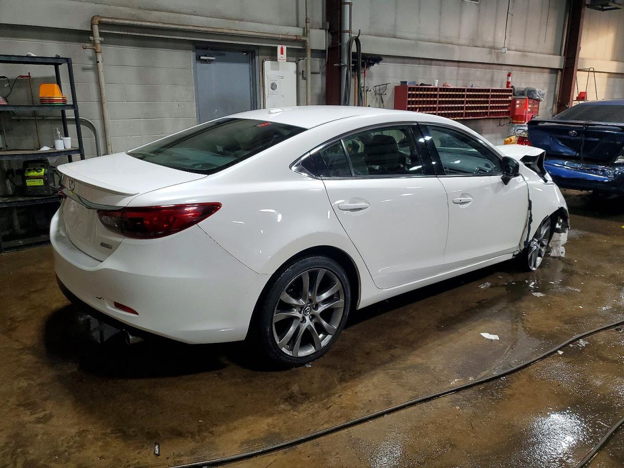 2017 Mazda 6 Grand Touring - Фото 3