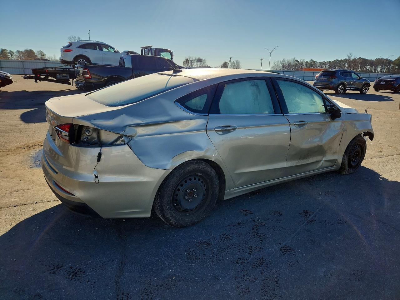 2019 Ford Fusion S - Фото 3
