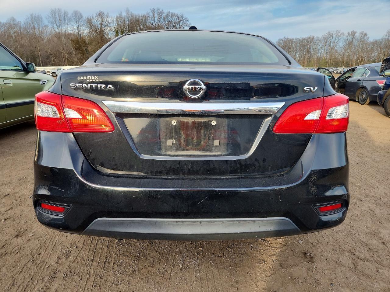 2016 Nissan Sentra - Фото 6