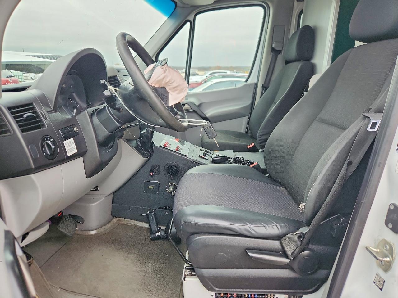 2017 Benz Sprinter Cargo 2500 - Фото 7