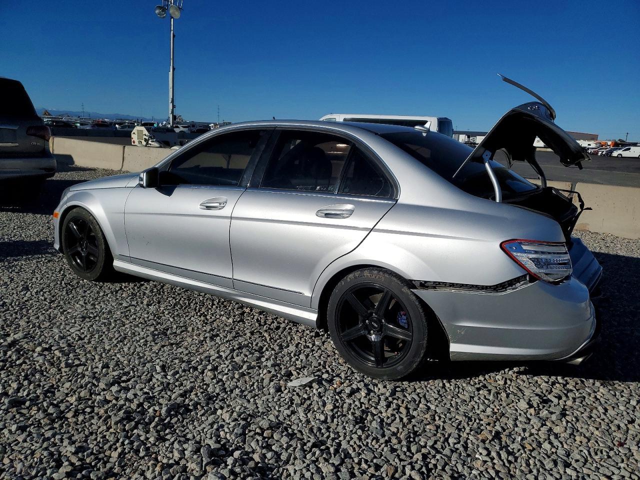 2012 Mercedes-Benz C 300 4Matic - Фото 2