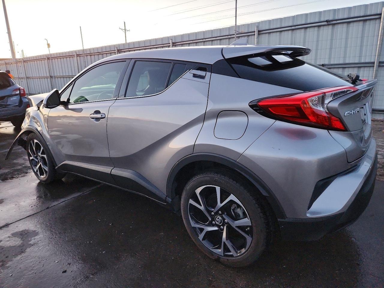 2019 Toyota C-Hr Limited - Фото 2