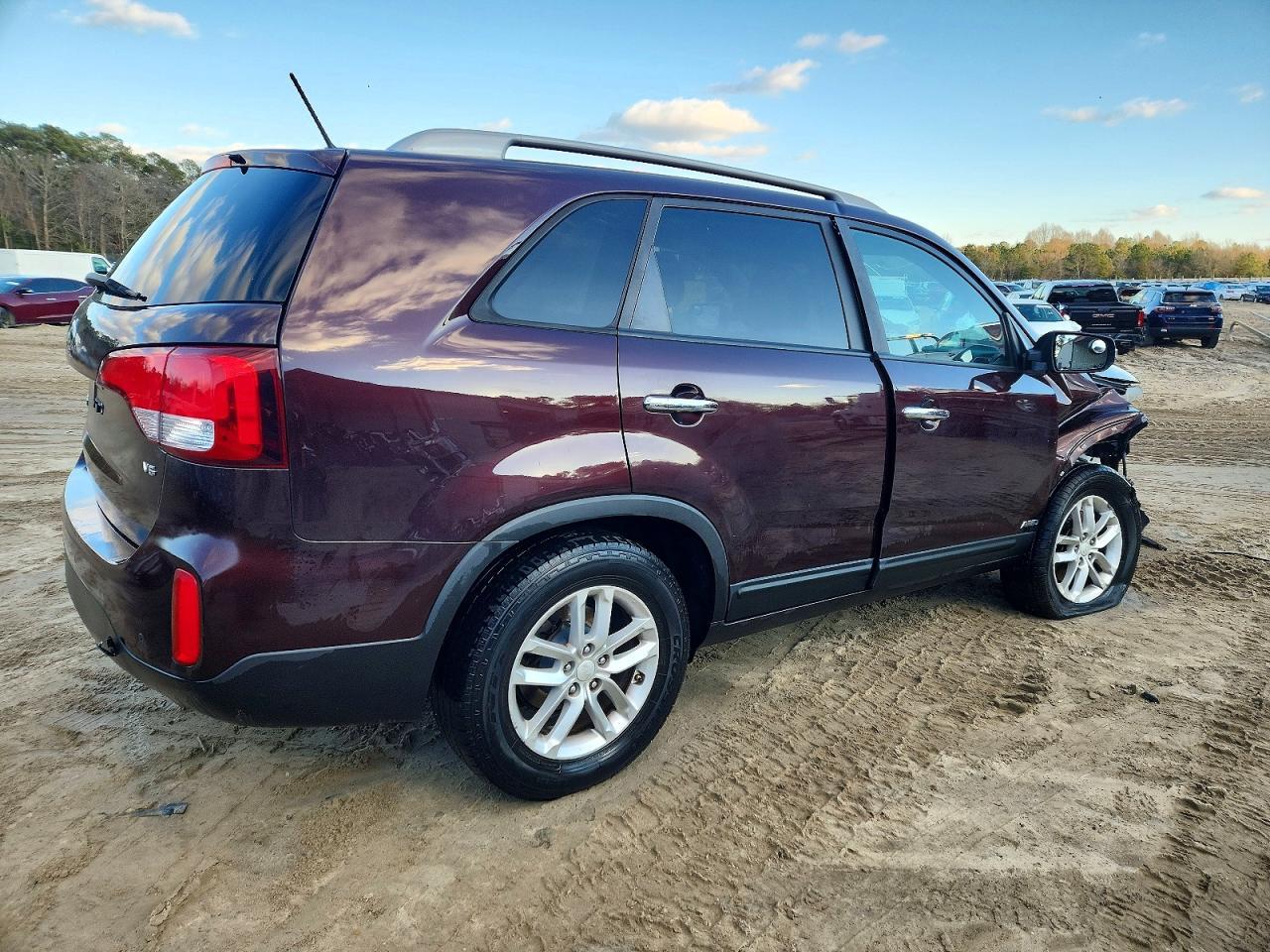 2015 Kia Sorento Lx - Image 3