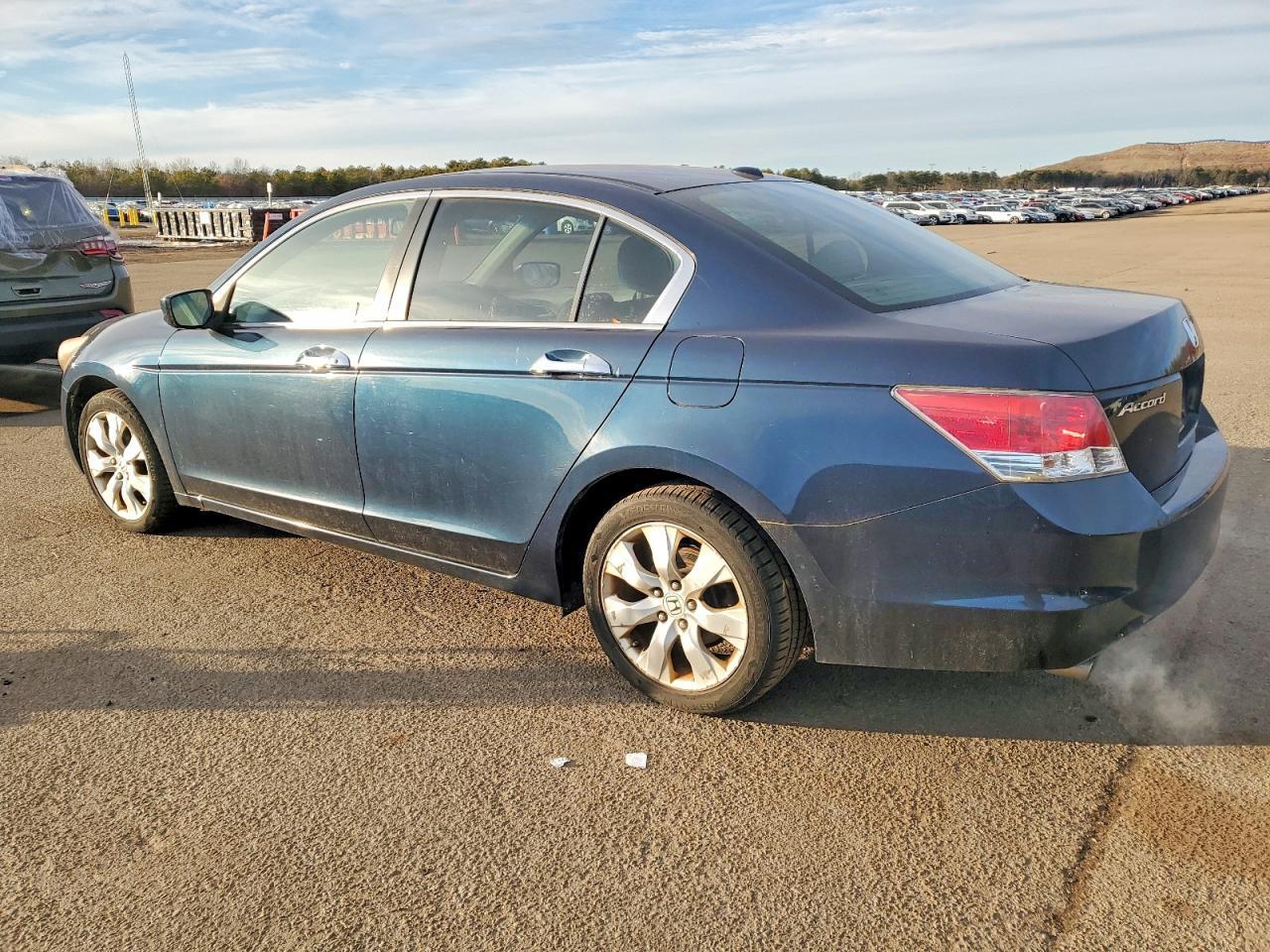 2010 Honda Accord Exl - Image 2