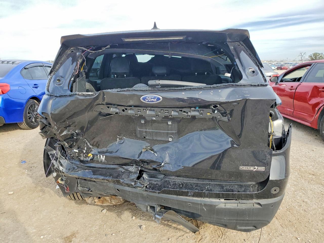 2024 Ford Explorer Police Interceptor - Фото 6