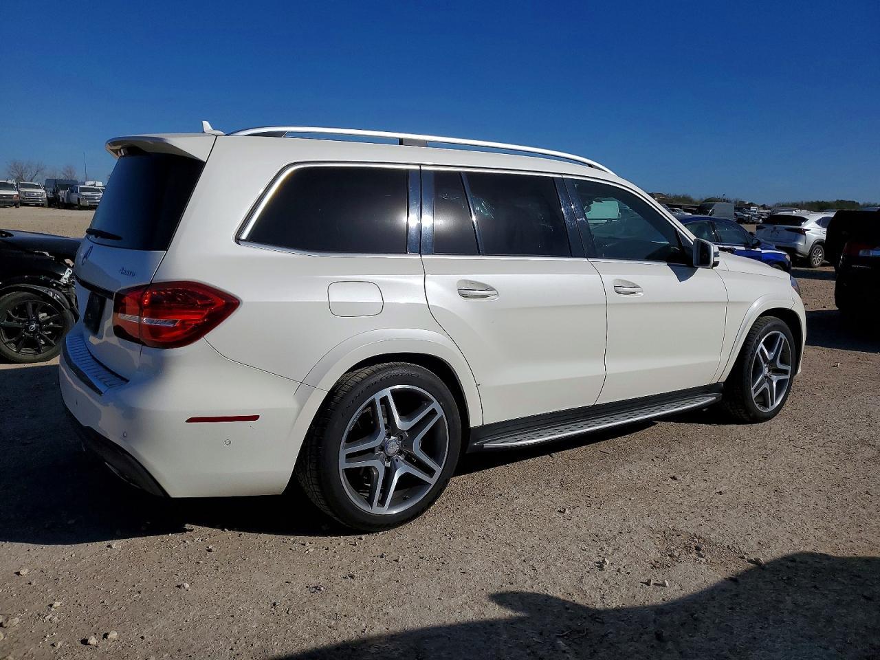 2017 Mercedes-Benz Gls 550 4Matic - Фото 3
