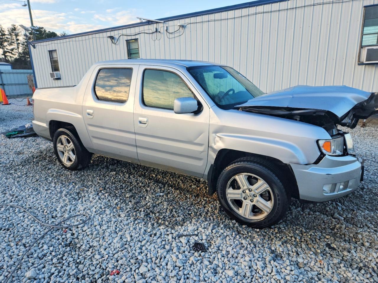 2013 Honda Ridgeline Rtl - Image 4