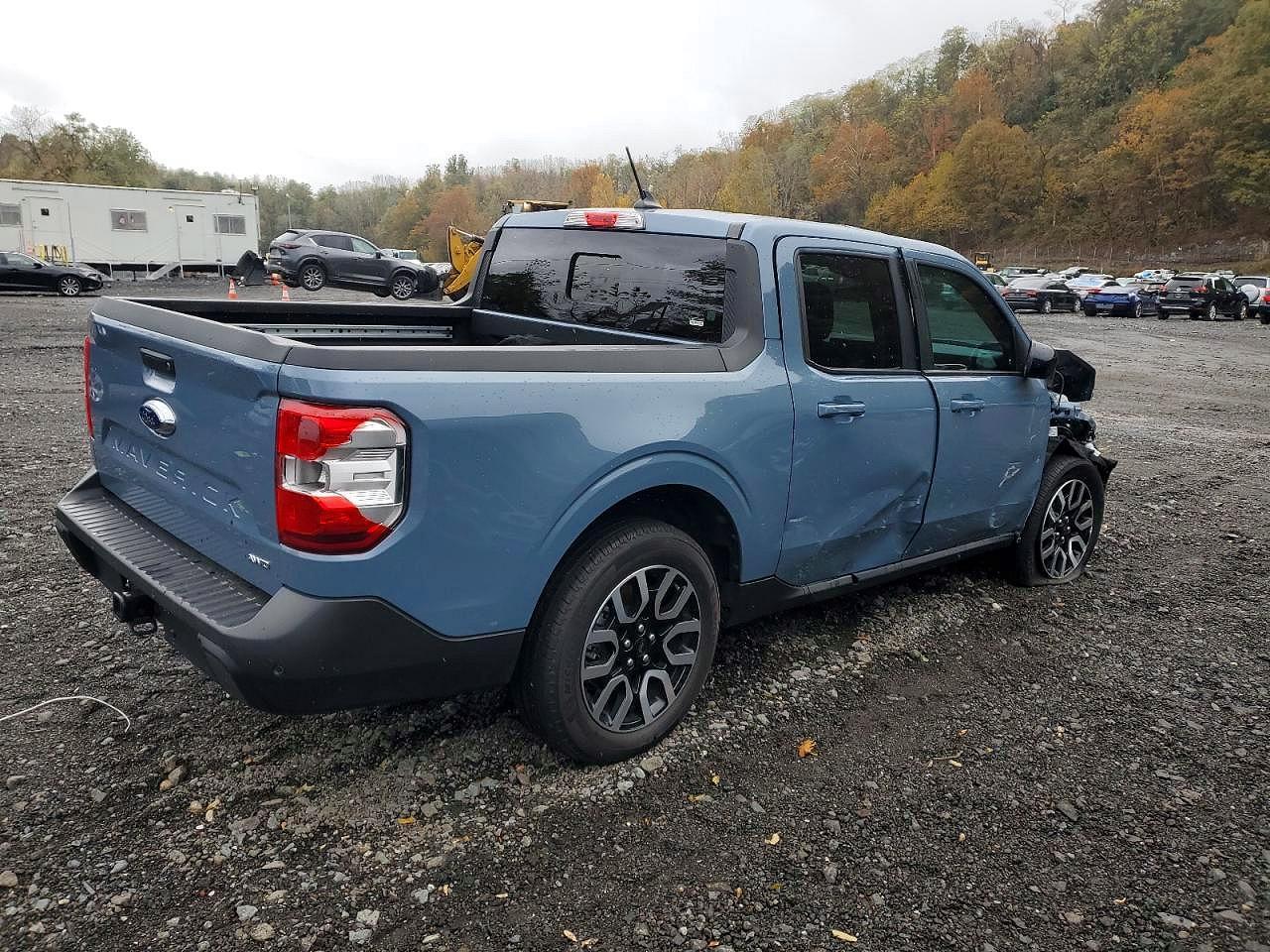 2024 Ford Maverick Lariat - Image 3