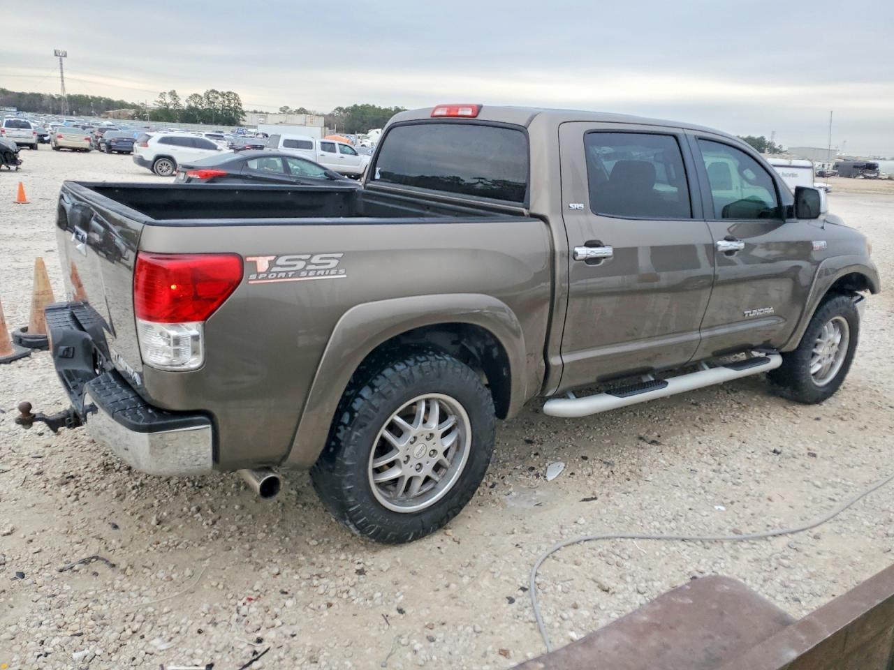 2011 Toyota Tundra Grade - Фото 3