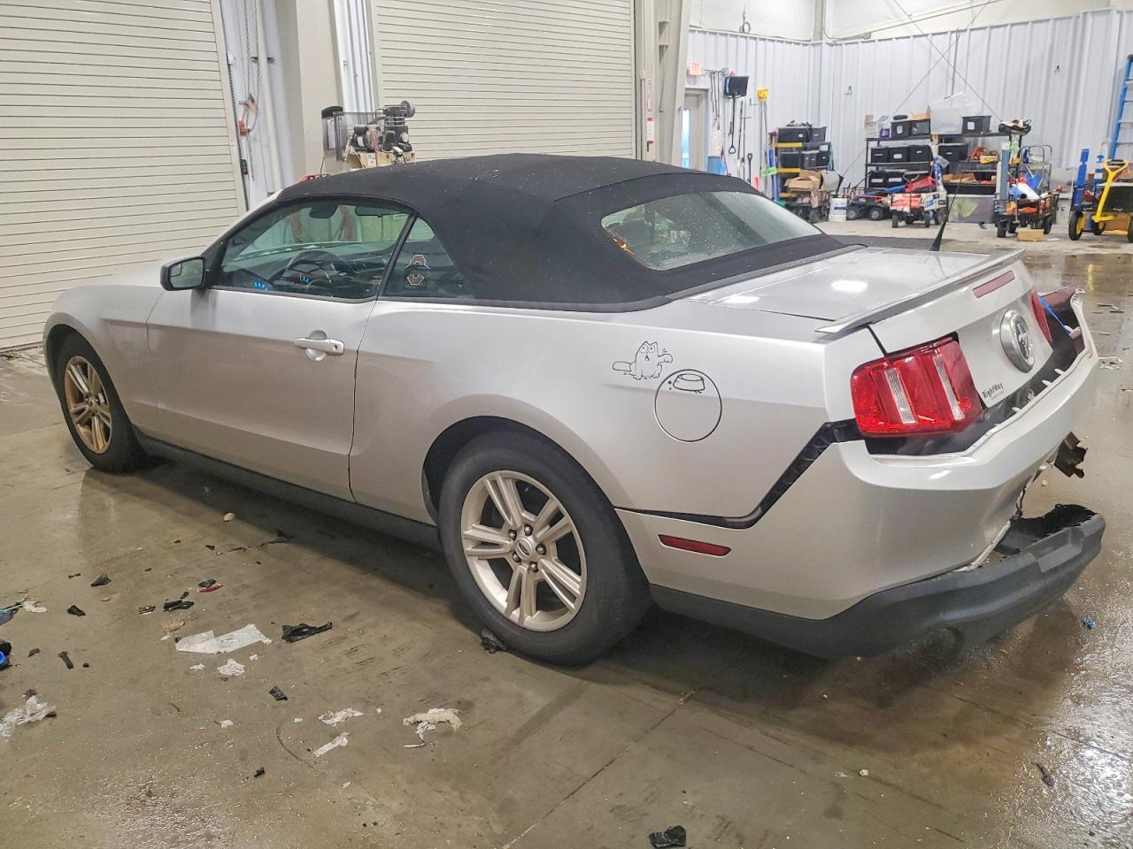 2012 Ford Mustang - Image 2
