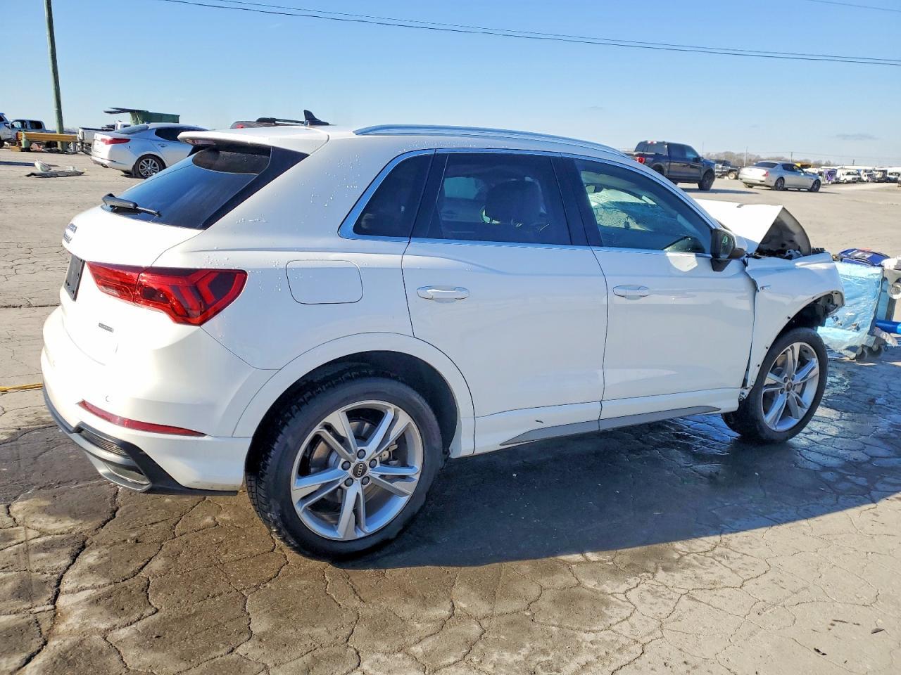 2021 Audi Q3 Premium S Line 45 - Фото 3