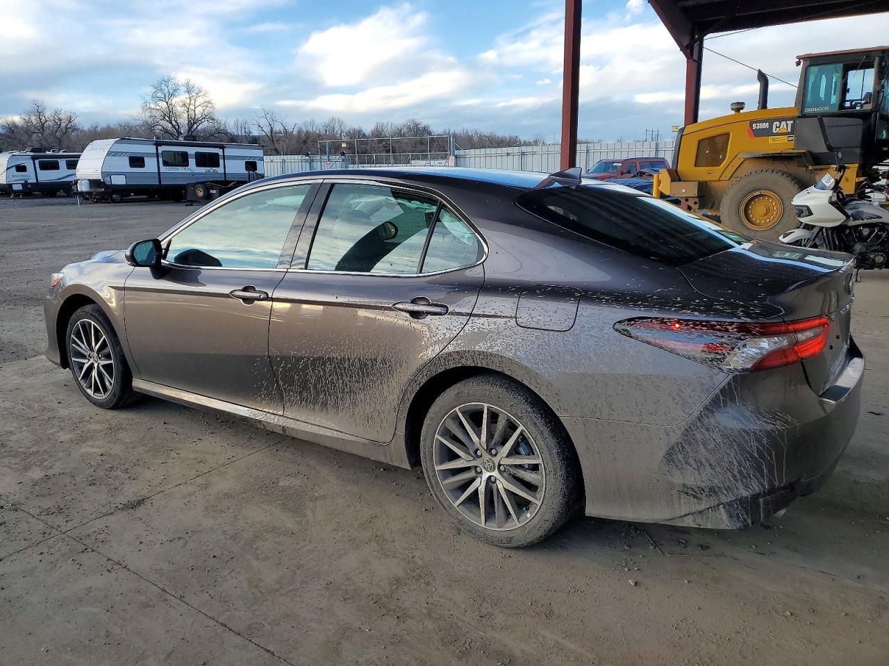 2023 Toyota Camry Xle - Фото 2