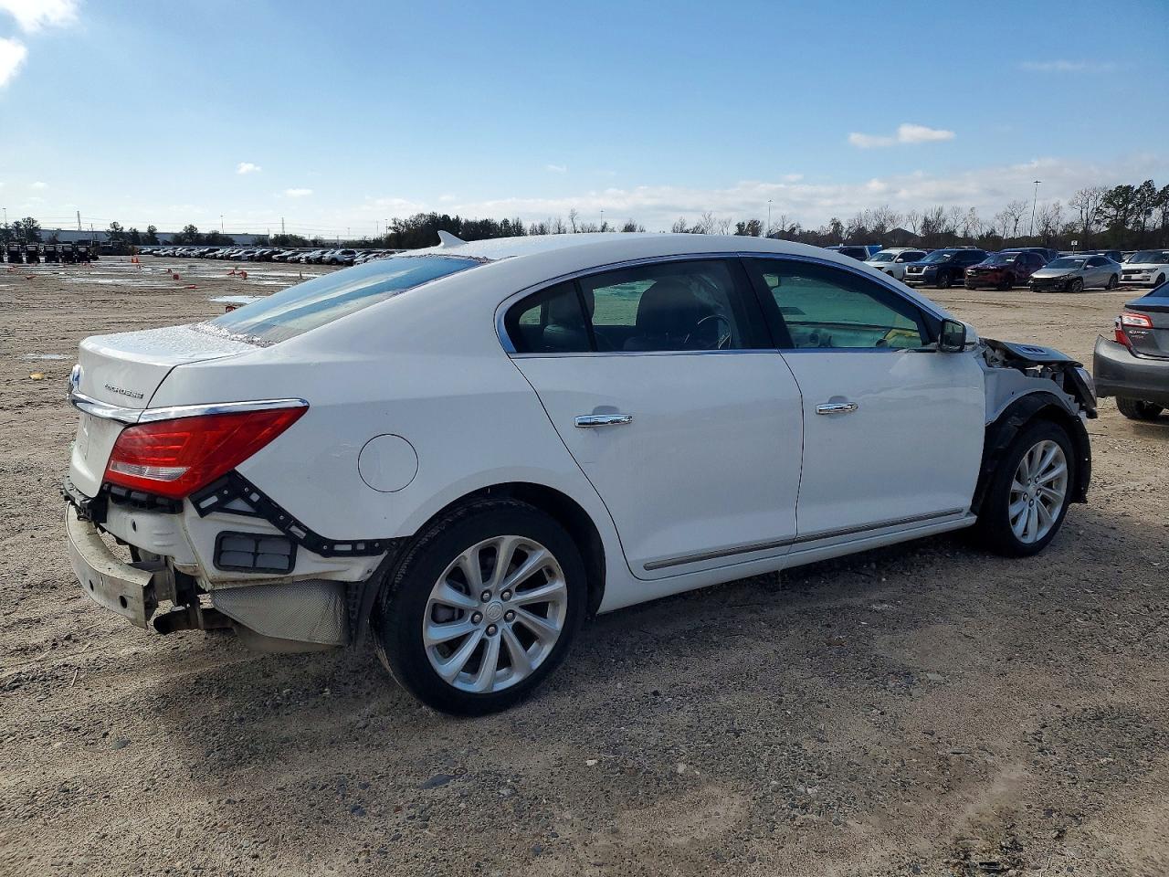 2014 Buick Lacrosse - Фото 3