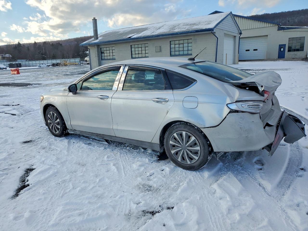 2014 Ford Fusion S - Image 2