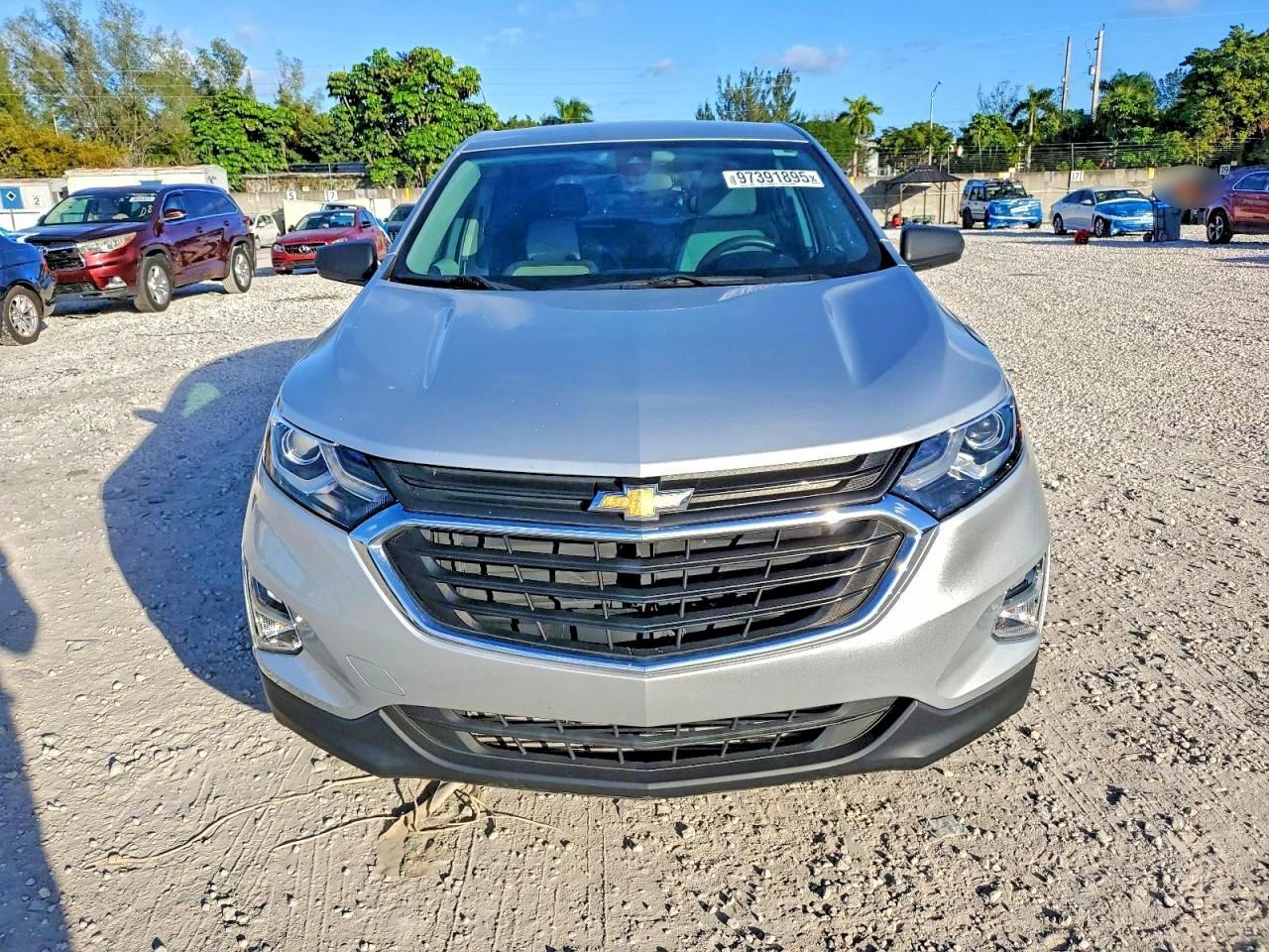 2021 Chevrolet Equinox Ls - Фото 5