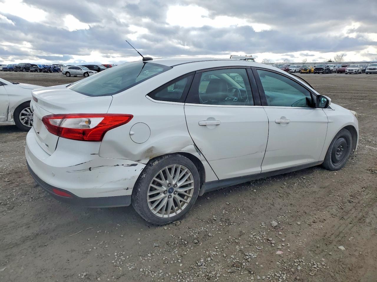 2012 Ford Focus Sel - Фото 3