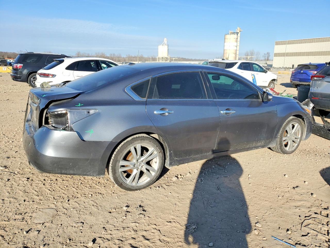 2015 Nissan Altima 3.5S - Image 3