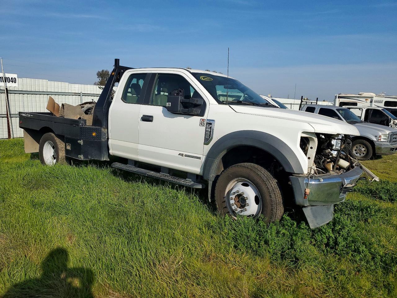 2022 Ford F550 Super Duty Flatbed Truck - Image 4