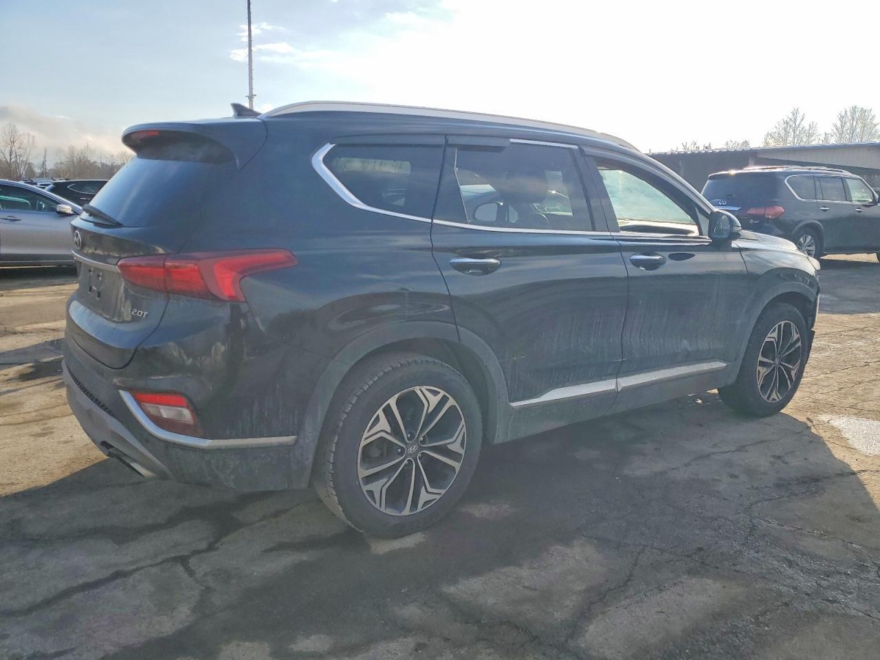 2020 Hyundai Santa Fe Sel - Image 3