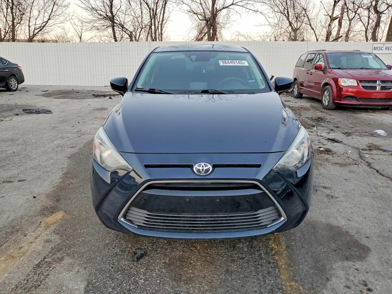 2018 Toyota Yaris Ia - Фото 5
