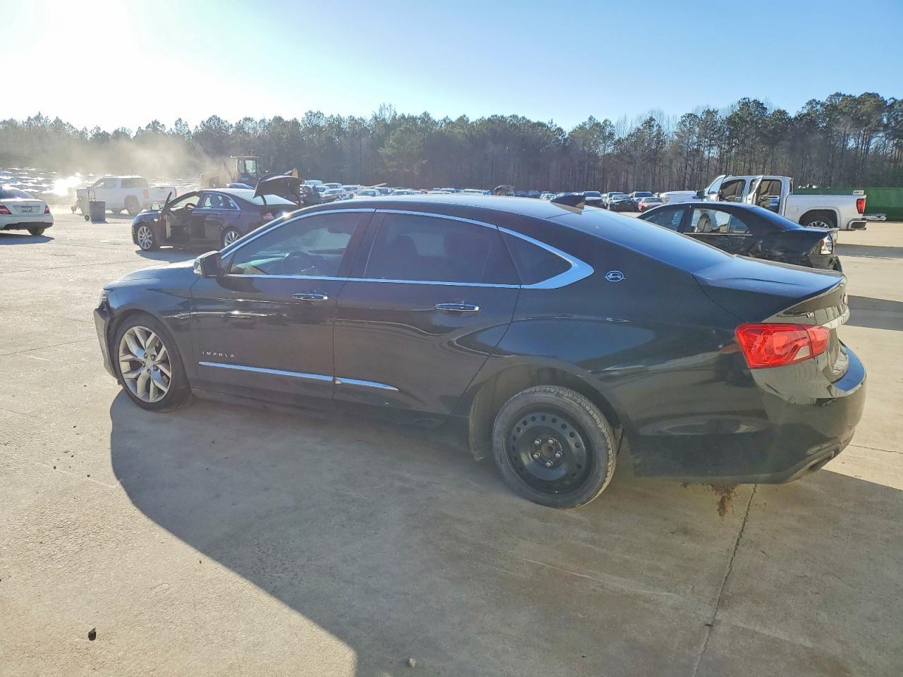 2018 Chevrolet Impala Premier - Фото 2