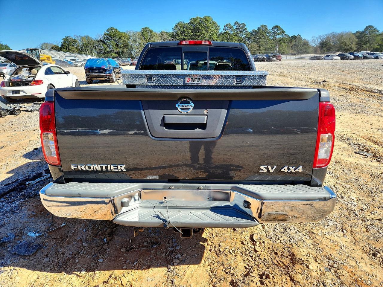 2015 Nissan Frontier Sv - Image 6