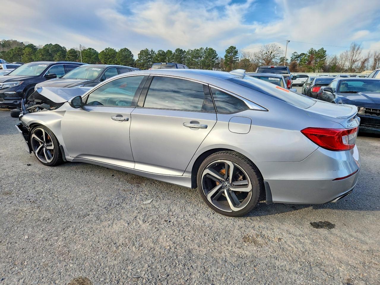 2020 Honda Accord Sport - Image 2