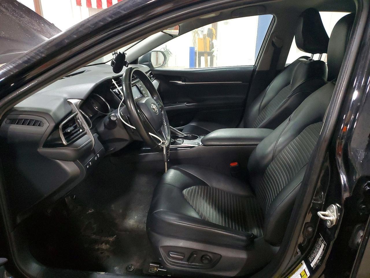 2020 Toyota Camry Se - Image 7